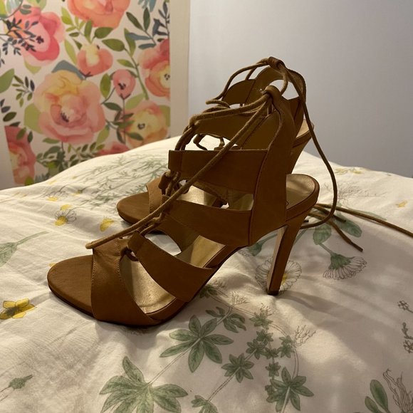 Brown Gladiator Heels! Size 7.5! - Picture 13 of 15